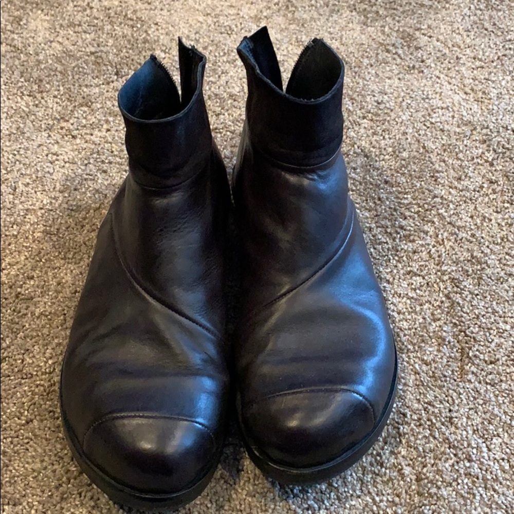 Cydwoq Technology back zip boot
